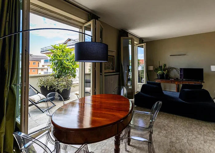 L'attico Di Auriate Appartement *