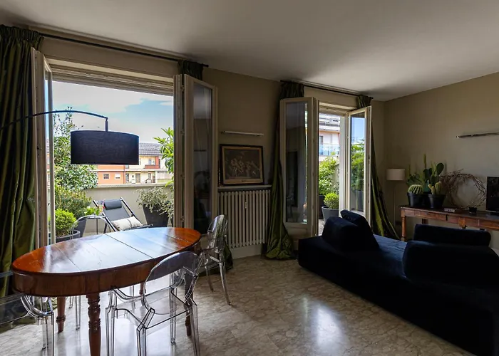 L'attico Di Auriate Appartement *